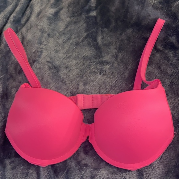 PINK Wear Everywhere Push Up Bra - Picture 3 of 7